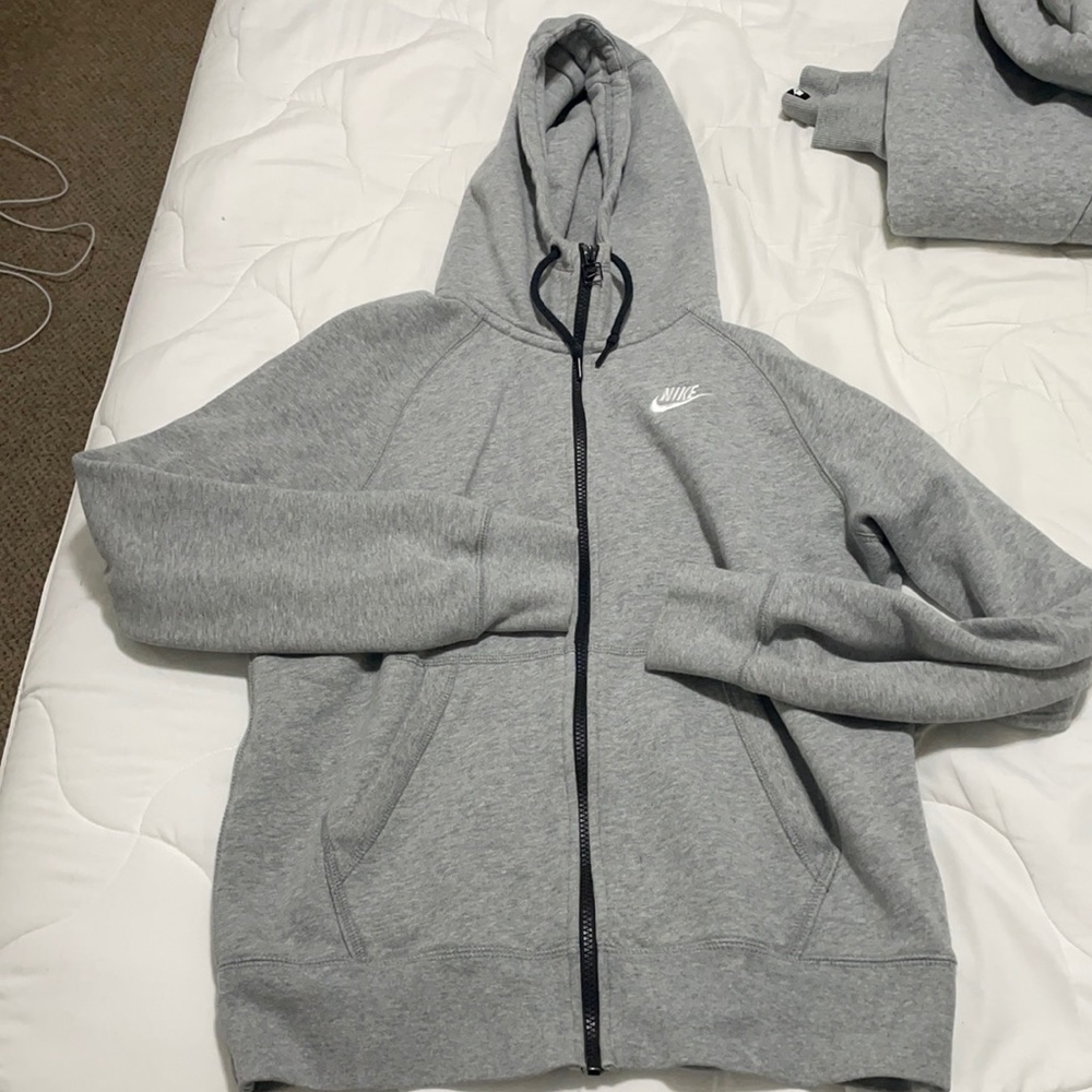 Nike Grey Sweatshirt